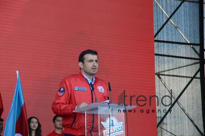 Состоялась официальная церемония открытия Международного фестиваля авиации космоса и технологий TEKNOFEST Azerbaijan  Азербайджан Баку 26 мая 2022
